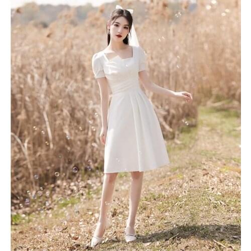 Square Neck Simple Satin Wedding Dresses Elegant A Line Puff Short Sleeves Knee Length Modest Garden Bridal Gown SWD046