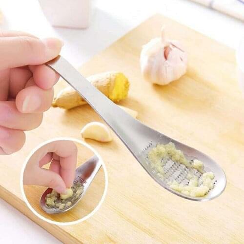 Ginger Garlic Grater Crusher Garlic Press Stainless Steel Ginger Crusher Chopper Cutter Ginger Grinder Spoon Kitchen Tools