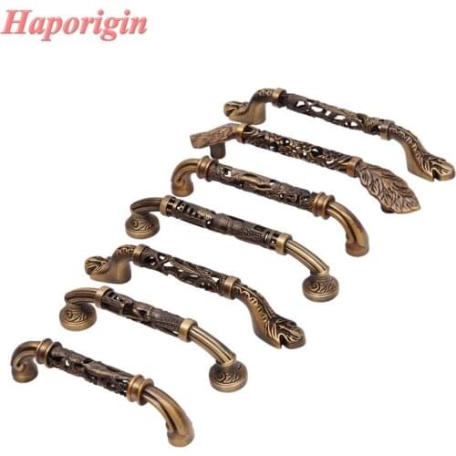 Antique Palace Kitchen Cabinet Drawer Handles Vintage Furniture Knobs Court Carved Wardrobe Knobs Cupboard Closet Dresser Pulls