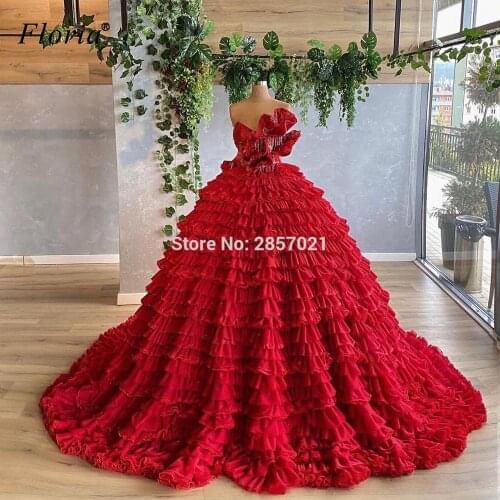 Plus Size Red Celebrity Dresses Long Strapless Luxury Red Carpet Dresses Evening Wear Princess Pageant Gowns Formelle Robes