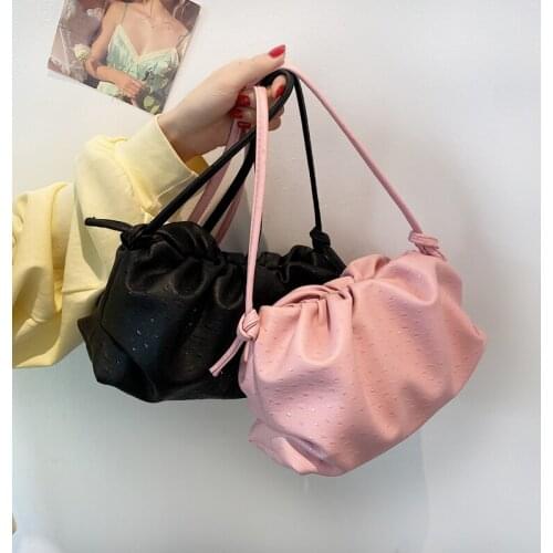 Simple Purses Womens Shoulder Bag Cloud Shape Crossbody Hobos PU Pleated Bags For Women 2021 Stylish Messenger Bag Fashion Bags
