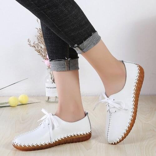 QWEDF 2019 Women Sneakers Flat Ladies Shoes Comfortable Holes Female Canvas Shoes Women Trainers sapato feminino X10-54