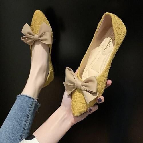 Bowknot single shoes flat bottom 2020 autumn new lazy shallow mouth soft bottom pointed toe fashion all-match single shoes