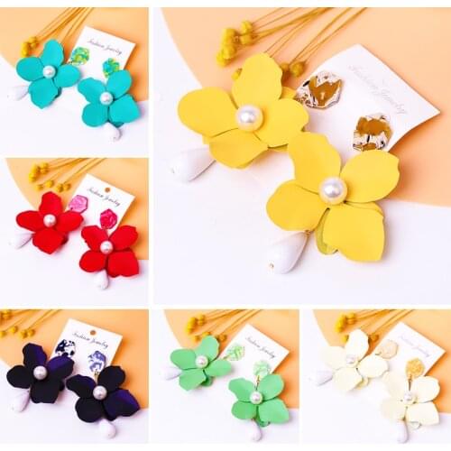 Korean elegant style pearl flower simple temperament net red Earrings exaggerate big flower