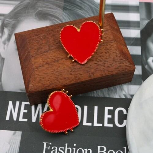 Earrings 2021 Trend New Exaggeration Woman Earring Red Acrylic Love Earrings Celebrity Street Photo Fashion Punk Women Jewelry
