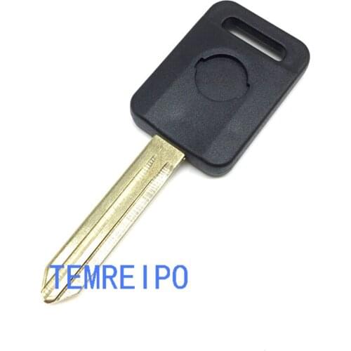 20pcs/lot New Uncut Ignition Blank Chipped Car Key no Chip Transponder Chip Key Fit For NISSAN Teana Tiida Qashqai