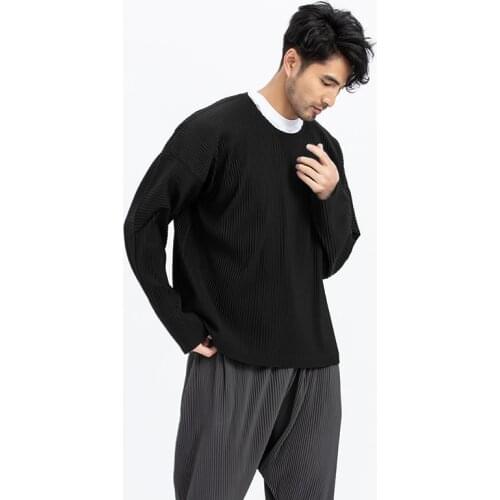 Long Sleeve T-Shirt Male 2021 New Mens Wear Japanese Stretch Fabric Pleated Loose Tops Round Collar Loose