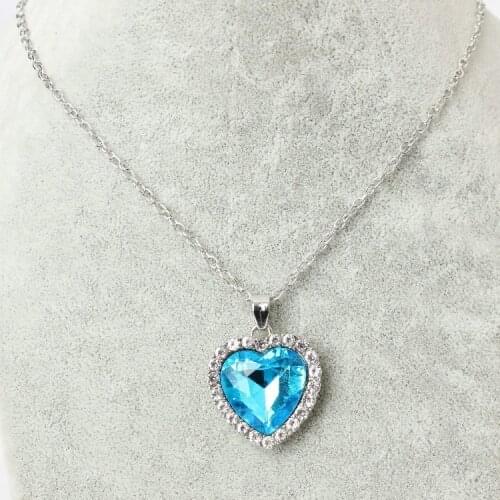 Wholeheartedly Crystal Women Love Necklace Wholesale Sales Statement Necklace Pendant Punk 2018 Fashion Necklace Heart Charms