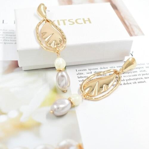 Big Fashion Gold Color Metal Earrings for Women 2020 Statement Geometric Vintage Pendant Pearl Earrings Jewelry