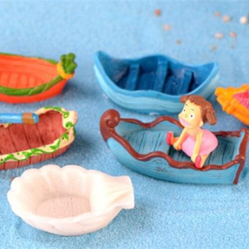 Miniature Mini Boat Model Fishing Ship Toy DIY Craft Home Tabletop Decor Gift Figurine Ornament DIY Micro Landscape