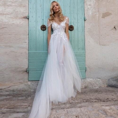 Sexy Split Pleated Sweetheart Sheer Neckline Wedding Dresses Lace Appliques V Back Boho Wedding Bridal Gowns with Short Sleeves