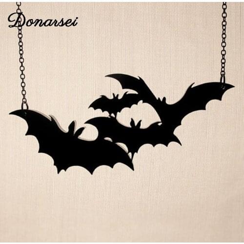 Donarsei Halloween Acrylic Black Bat Necklace For Women Hallowmas Punk Costume Cosplay Animal Pendant Necklace All Saints' Day