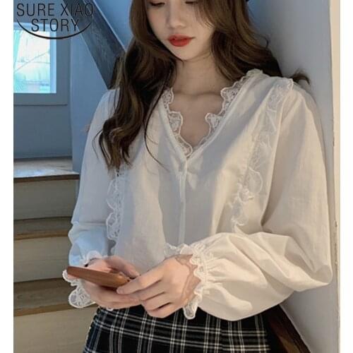 Sexy Women Cotton Shirts with Lace Blouses Korean Vintage V-neck Elegant Casual Long Sleeve Lace Shirt Women Tops Blusas 10913