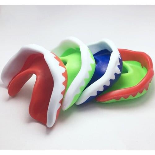 Reusable Teeth Protector Boxing Gum Shield Boxing Mouth Guard Tooth Brace Protection Mouth Guard Sports Safety Basketball Rugby