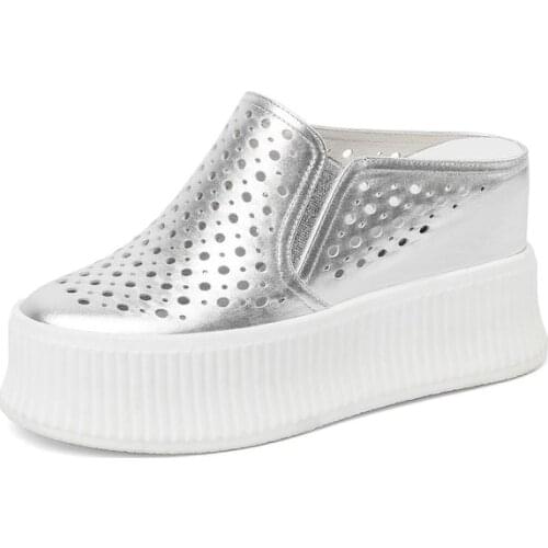 2020 Novelty Clog Platform Sandals Women Flip Flops Leather Thick Bottom Wedge Shoes Woman Fashion Runway Slippers Casual Shoes