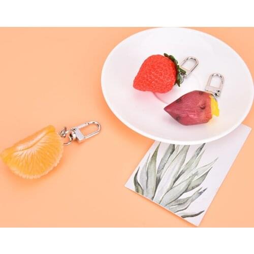 Strawberry Key Ring Female Jewelry Cartoon Car Handbag Key Chains Fashion Lifelike Imitation Fruit Key Chain Orange