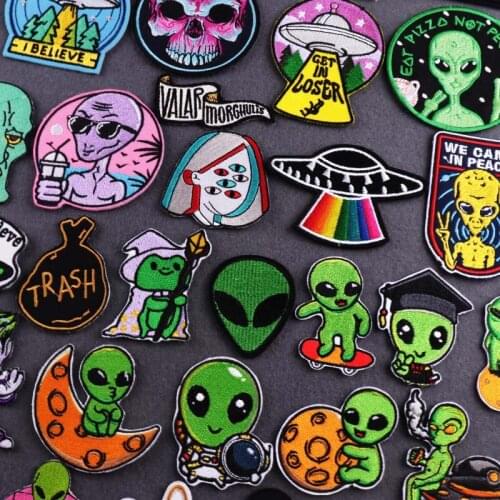 Alien Space Patch UFO Patches For Clothing Iron On Patch Stripes Embroidered Patches For Clothes Cartoon Badges DIY Appliques