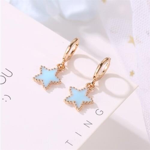 Simple Fashion Star Oil Plated Gold Color Dangle Earrings for Women Trendy Street Personality Star Pendant Statement Earrings