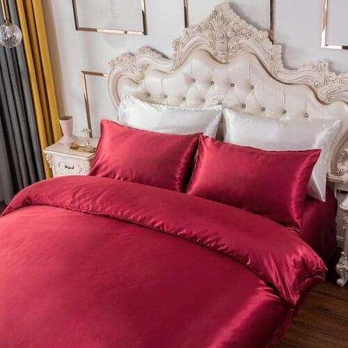 Simulation Silk Bedding Set Home Textile King Size Bed Set Bed Clothes Duvet Cover Pillowcases Satin Three-piece Set Wholesale
