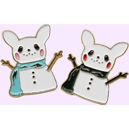 New Cartoon Rabbit Snowman Brooch Creative Cute Christmas Animal Scarf Branch Arm Student Enamel Gift Pendant Pins
