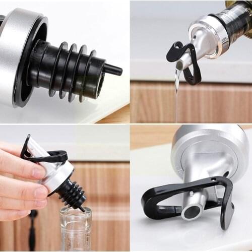 Oil Bottle Stopper Sauce Pourer Lock Plug Seal Leak-proof Sprayer Silicone Tool Dispenser Liquor Kitchen Wine Nozzle Pourer
