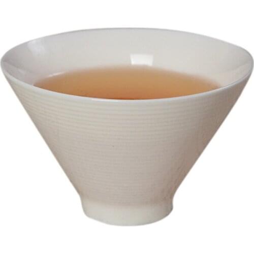 Purely White Tea Master Cup Handmade White Porcelain Tea Bowl Ceramics Creative Home Decor New Ceramic Drinkware Teaware
