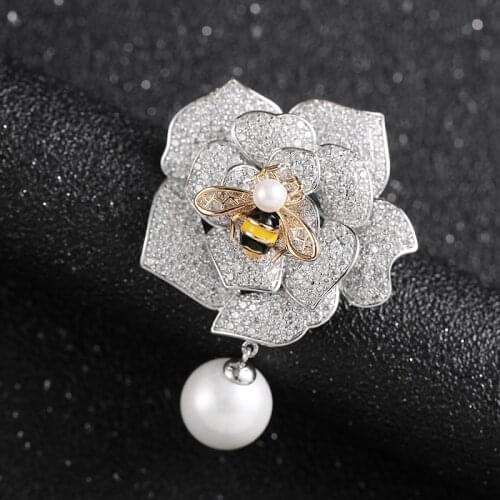 Elegant Bee Flower Brooches Enamel Pins Honeybee Crystal Rose Jewelry Pin Broach Wedding Bouquet Pin Brosche femme bijoux