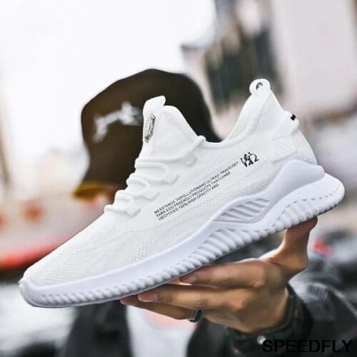 Mens sports 2021 summer new fashion mesh fly shuttle breathable deodorant running outdoor sports mens shoes