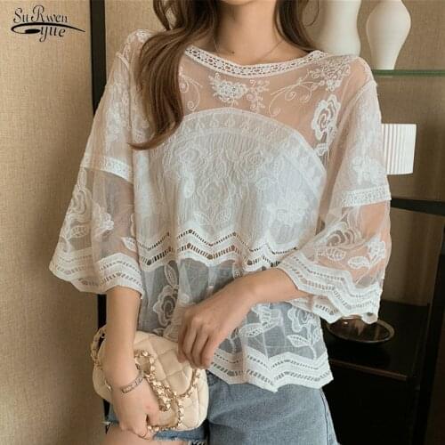 2021 New Korean Fashion Women Blouse Sexy Hollow Out Stitching Lace Tops Elegant Office Shirt Three Quarter Blouse Female 13671