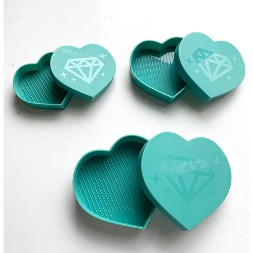 3 Pieces 3 Size Heart Shaped Diamond Painting Tray, 5D Painting Tray for Square and Round Drills
