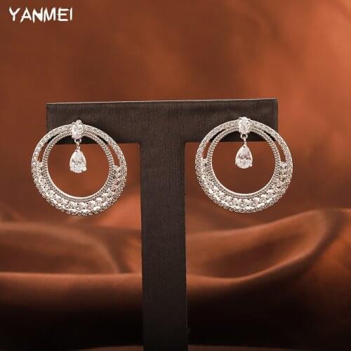 Water Drop Ring Hollow Geometric Temperament Earrings for Women Shiny Crystal White Banquet Jewelry Wedding Anniversary Gift