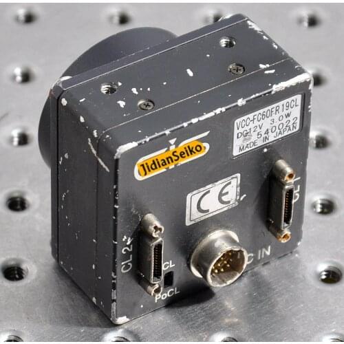 Japan CIS VCC-FC60FR 19CL 12VDC 3W industrial camera CCD