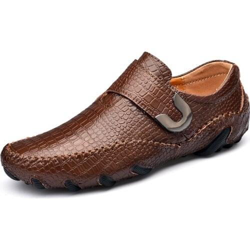 Handmade Genuine Leather Mens Shoes Casual Brand Italian Men Loafers Fashion Breathable Driving Shoes Slip on Moccasins