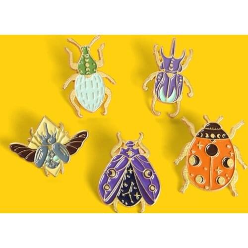 Cute Beetle Specimen Enamel Pin Protect Insects Lapel Pins Badges Womens Brooch Top Accessories Jewelry Friend Gift Wholesale