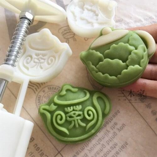 DIY Handmade New Moon Cake Mould Guochaofeng Teapot 50-65g Three-dimensional Non Stick Hand Pressed Plastic Abrasive