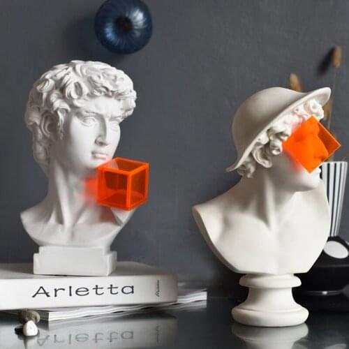 NORDIC MODERN ART ORANGE GLASSES DAVID ART SCULPTURE WINDOW LIVING ROOM SOFT DECORATION CREATIVE RESIN CRAFTS HOME DECORATION