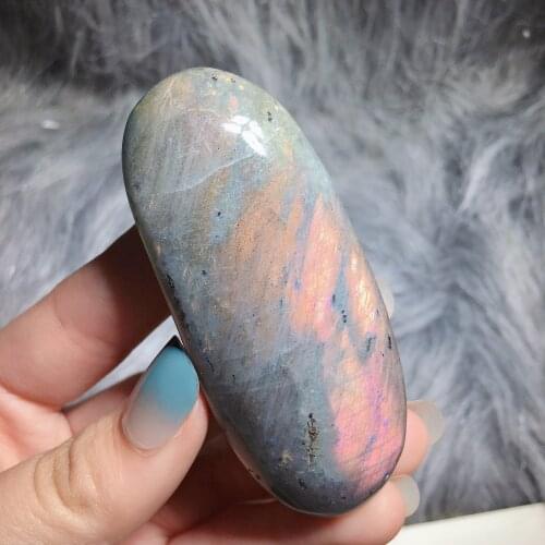 Labradorite palm 2213