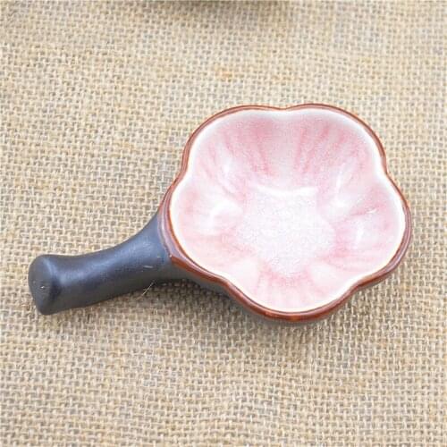 Chopstick Rest Small Dish Household Irregular Plum Blossom Dish Ceramic Flavor Dish Snack Dish Seasoning Dish