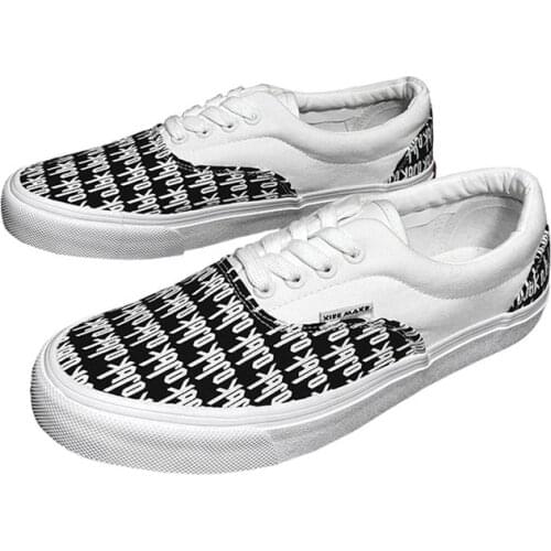 New Couple Canvas Shoes Male Lightweight Casual Trendy Shoes Student Fashion Cloth Shoes Comfort Board Shoes Women