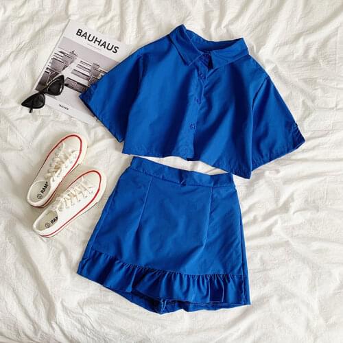 Loose Short-sleeved POLO Collar Solid Color Single-breasted Short Umbilical Shirt + High-waist Folds, Ruffles, Hakama Women