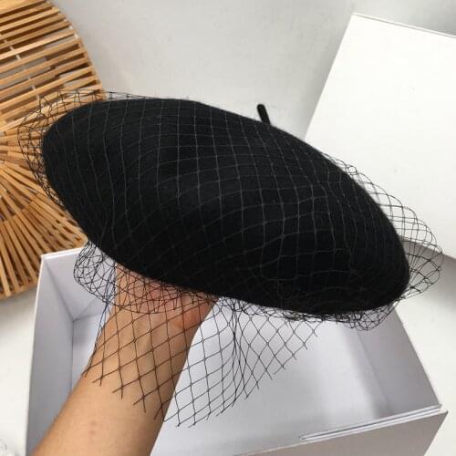 Qiu dong new yarn beret wool hat? Painter han edition bud female temperament elegant aristocratic wind cap Berets