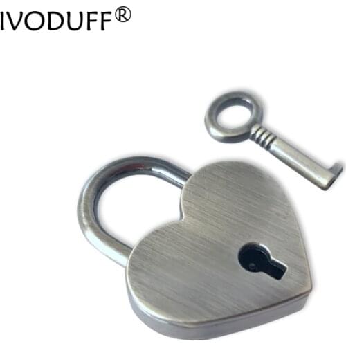 Personalized travel bag padlock with key, customizable carved lock, gift for lover, love token, wedding application
