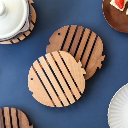Japanese Style Wooden Pot Pan Pad Creative Solid Wood Black Walnut Fish Heat Insulation Bowl Teapot Mat Heat-resistant Place