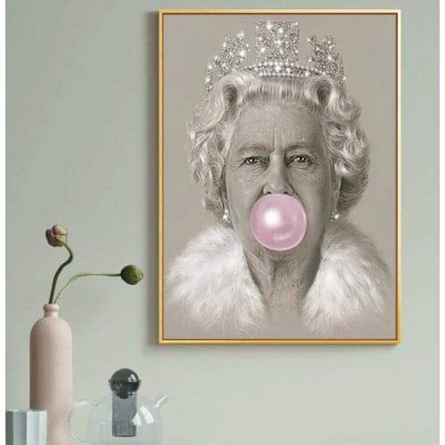 Elizabeth II Portrait Bubblegum Queen Posters and Print Canvas Painting Cuadros Blowing Bubbles Wall Art Picture for Living Room