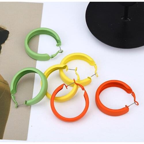 New ins simple exaggerated spray paint big ring earrings for woman personality fashion han version earrings