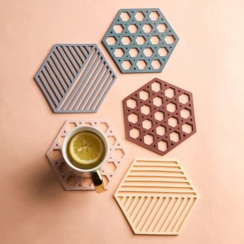 1pc Tableware Mat Hollow Coaster Hexagon Cup Mat Pad Heat-insulated Bowl Pot Pan Placemat Table Mat Pad Home Kitchen Accessories