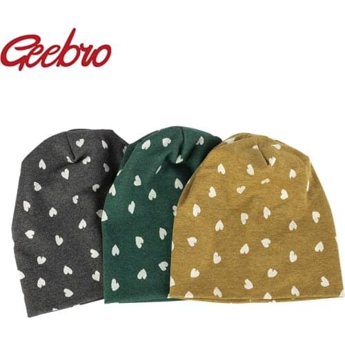 Geebro New Popular Multicolor Heart Hats Women Men Slouchy Hats Spring Autumn Slouchy Paint Hats Fashional Soft Skullies Bonnet