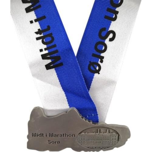 Customized Zinc Alloy Medal Shoes Shape Medal Antique Silver Plating Medals Runner Event Medals