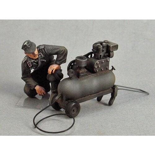 1:35 Resin Figure Model Kit Unassambled Unpainted 4 FIGURES T112