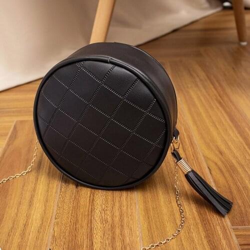 Women Mini Round Bags Solid Color Plaid Shoulder Handbags Women Small Round Tassel Crossbody Bags for Women 2021 Purses Clutches